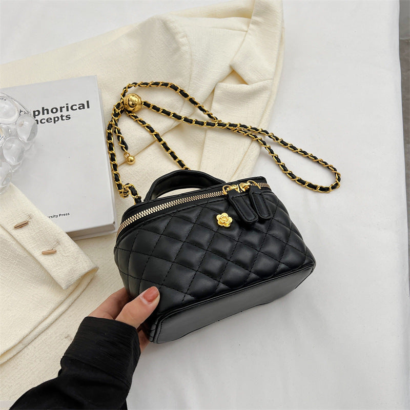 Chain Mini Small Bag Women's 2023 New Arrival Fashionable Rhombic All-Match Crossbody Bag Spring and Summer Textures Portable Small Square Bag