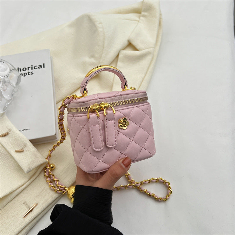 Chain Mini Small Bag Women's 2023 New Arrival Fashionable Rhombic All-Match Crossbody Bag Spring and Summer Textures Portable Small Square Bag