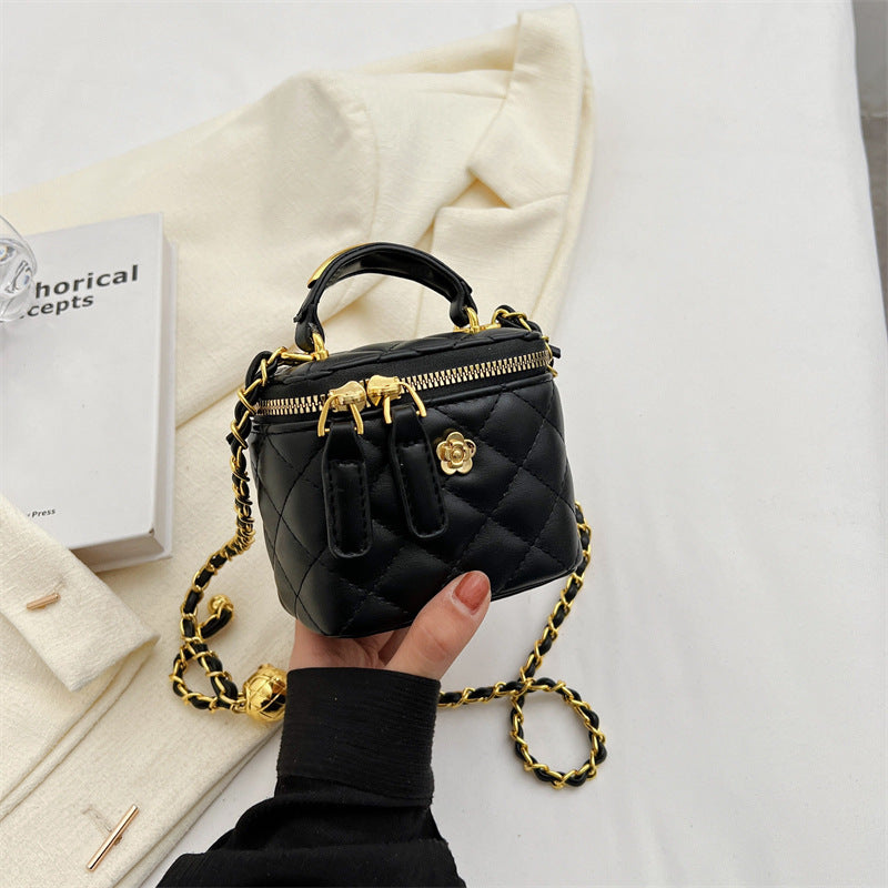 Chain Mini Small Bag Women's 2023 New Arrival Fashionable Rhombic All-Match Crossbody Bag Spring and Summer Textures Portable Small Square Bag