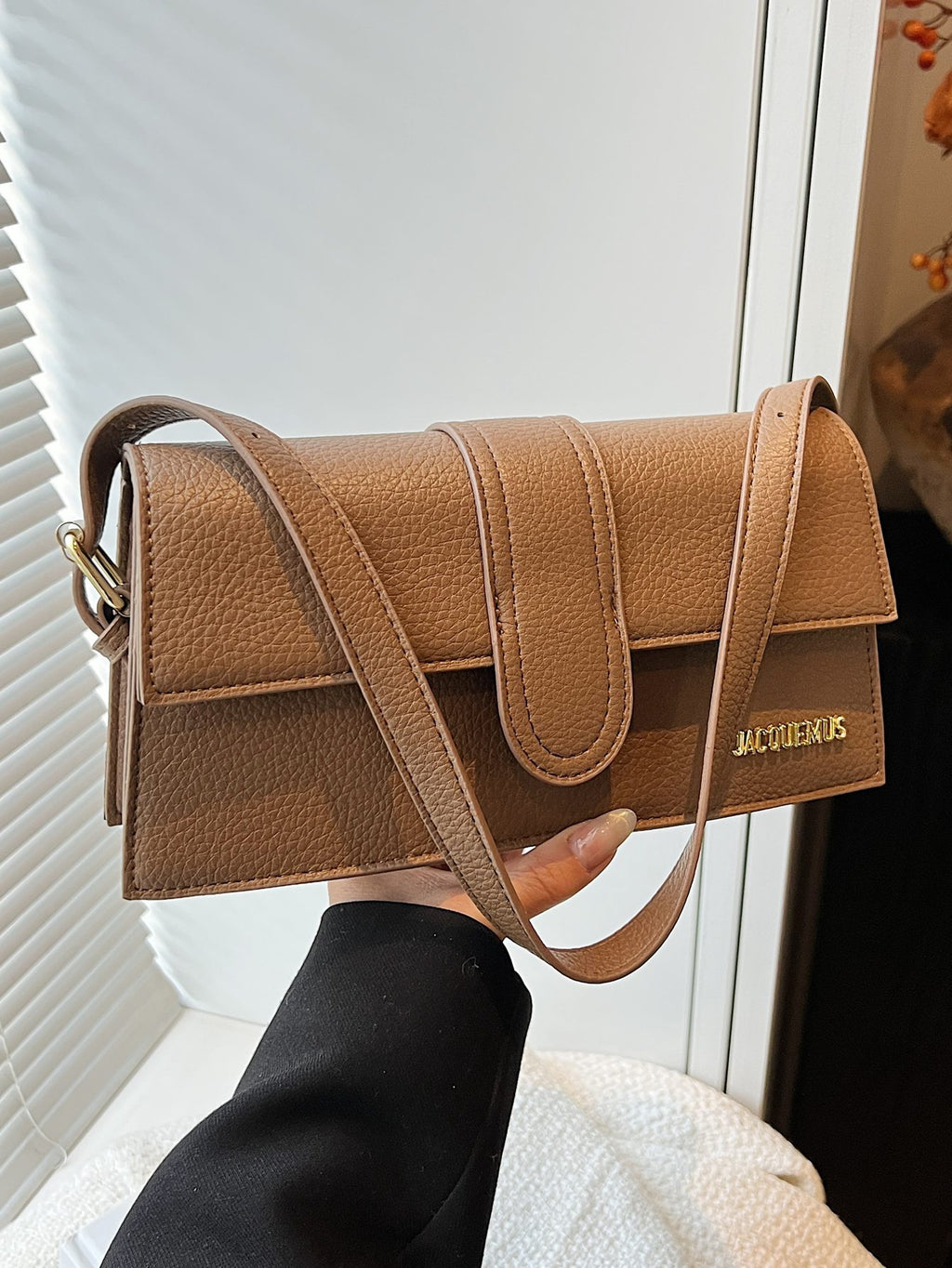 Cross-border 2025 New Women's Niche Design French Fashion All-match High-end Texture Portable Shoulder Crosbody Small Square Bag
